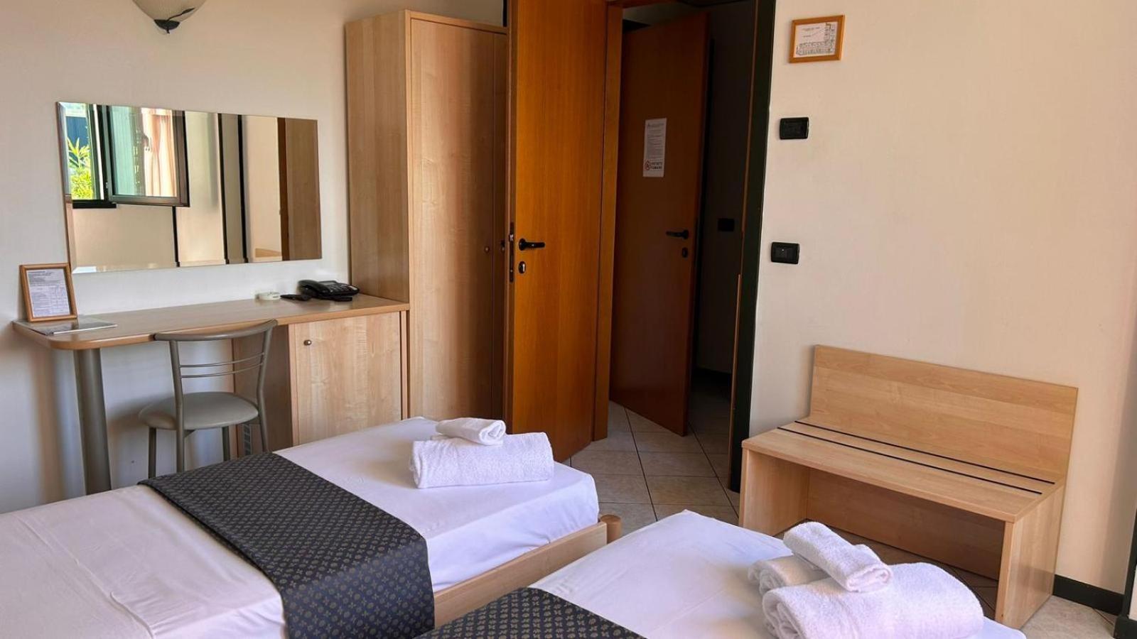 Hotel Gran Delta Di Alba-Invest Srl Rosolina Exterior photo