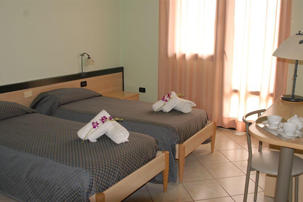 Hotel Gran Delta Di Alba-Invest Srl Rosolina Exterior photo